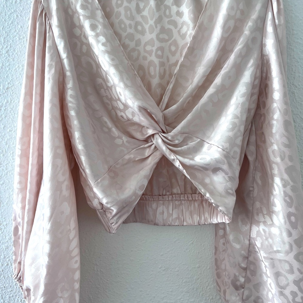 idem ditto blouse size medium Long sleeves tops material 100% polyester